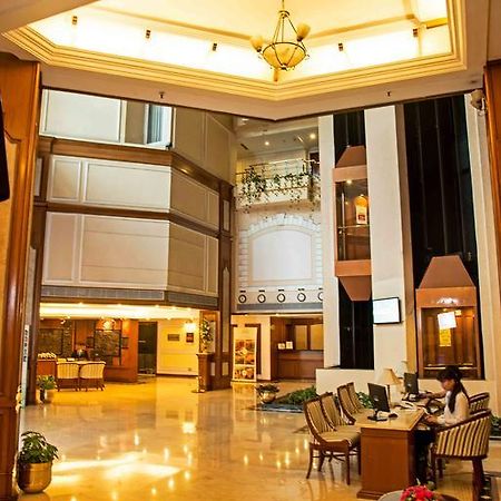 The Chancery Hotel Bangalore Esterno foto