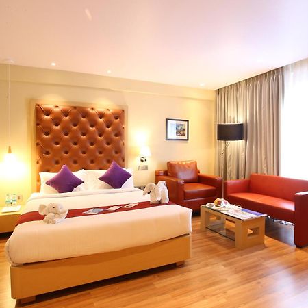 The Chancery Hotel Bangalore Esterno foto