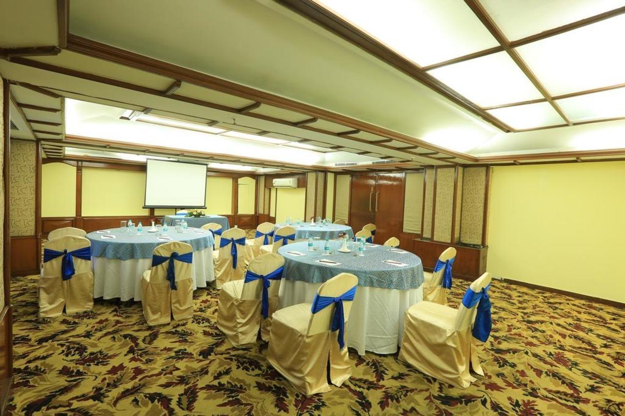 The Chancery Hotel Bangalore Esterno foto