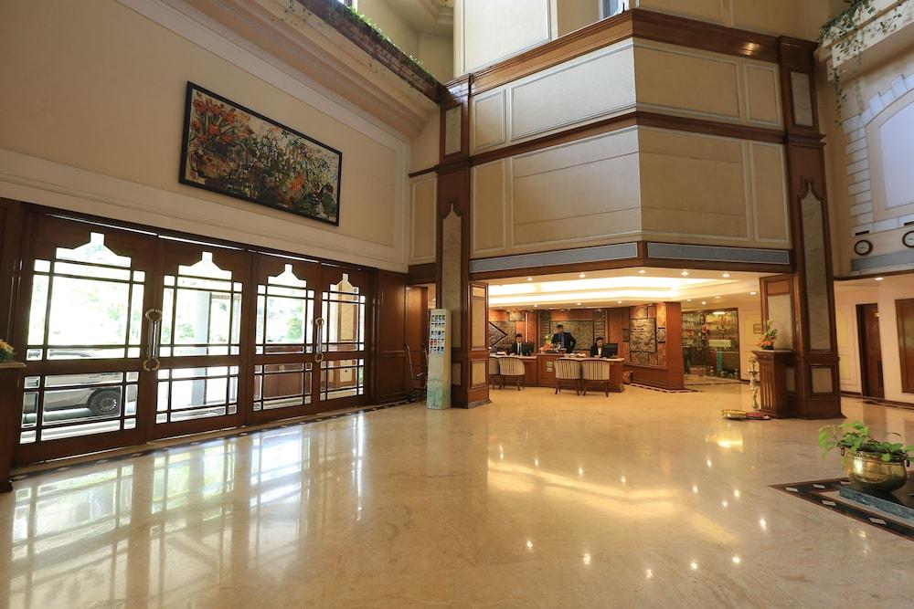 The Chancery Hotel Bangalore Esterno foto