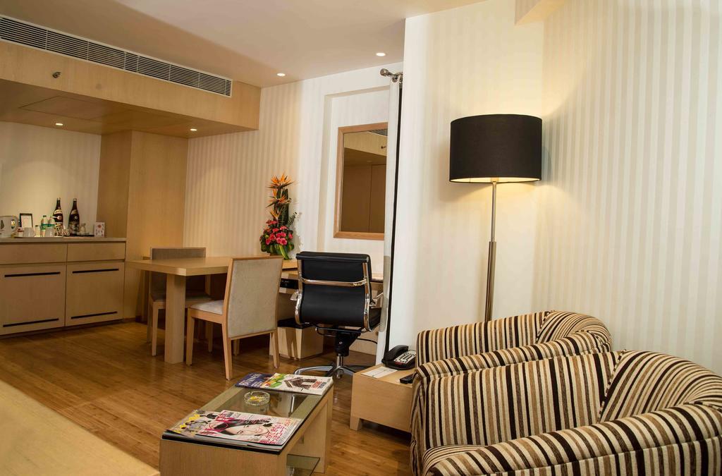 The Chancery Hotel Bangalore Esterno foto