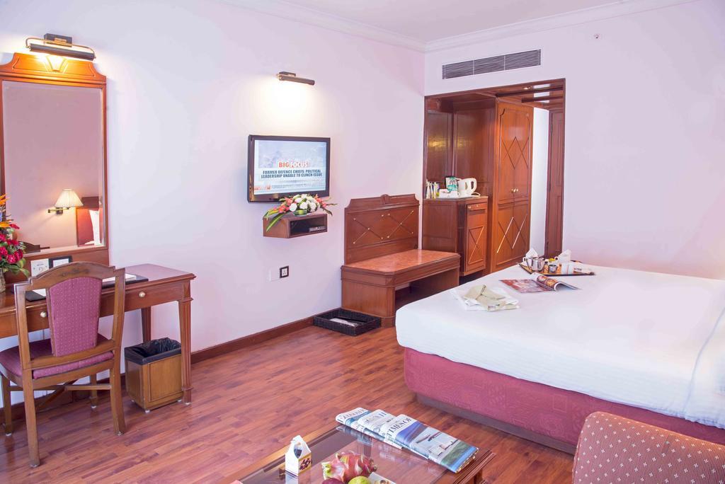 The Chancery Hotel Bangalore Esterno foto