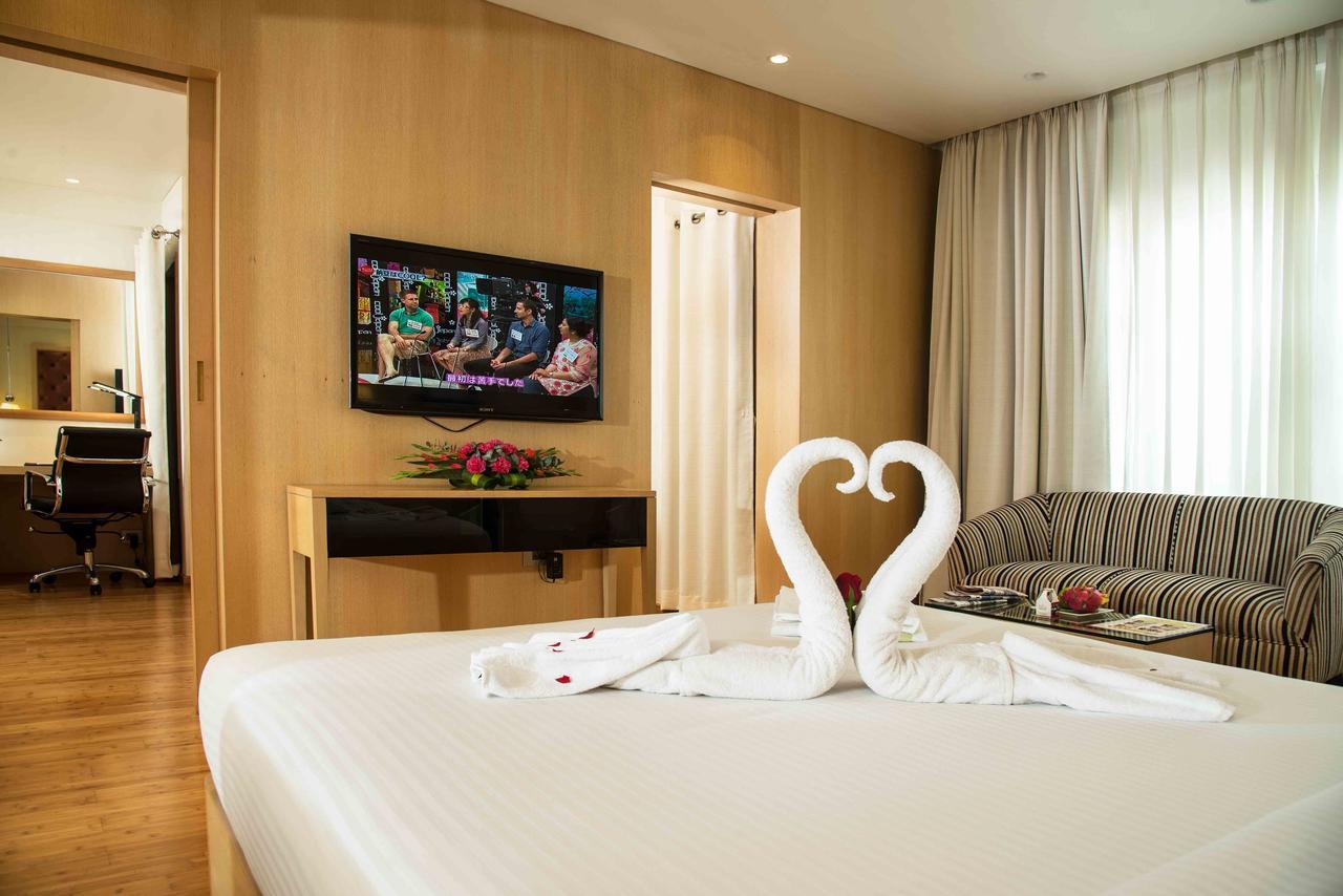 The Chancery Hotel Bangalore Esterno foto