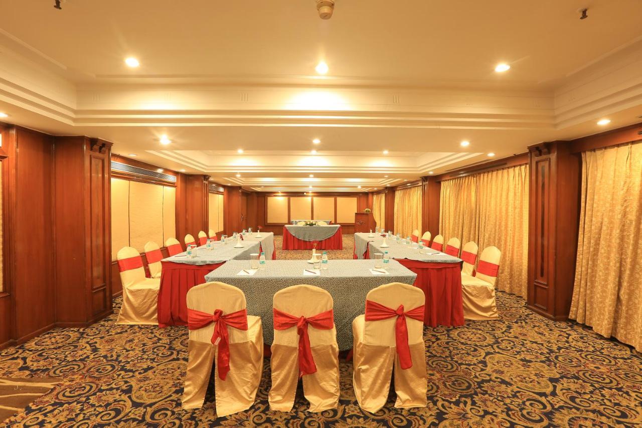 The Chancery Hotel Bangalore Esterno foto