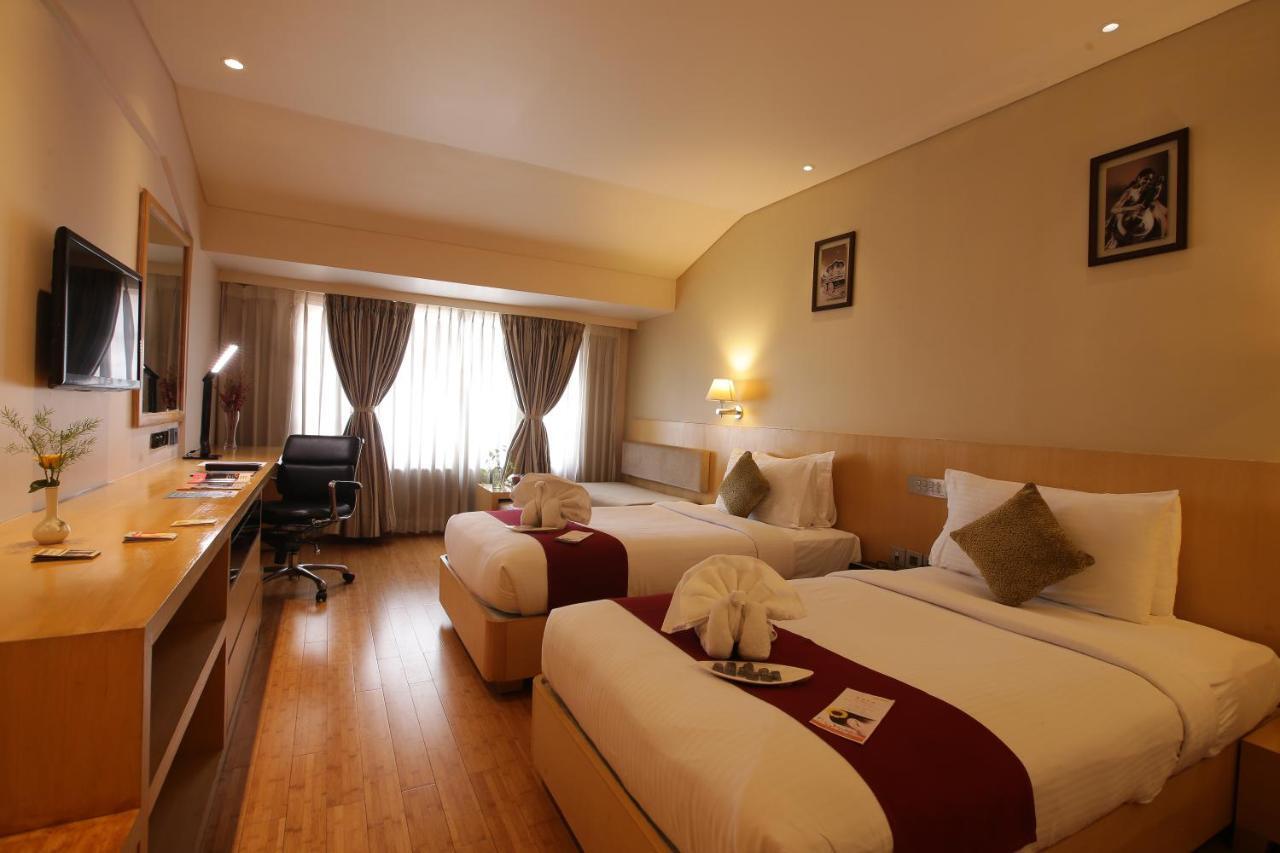 The Chancery Hotel Bangalore Esterno foto