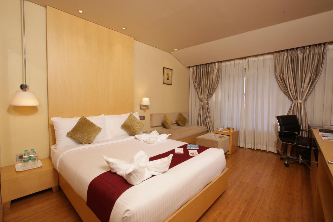 The Chancery Hotel Bangalore Esterno foto